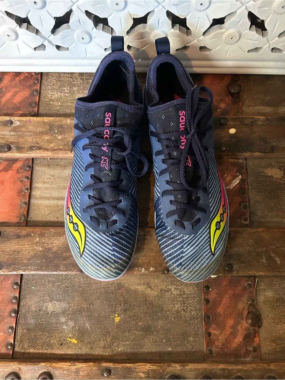 Saucony Havok XC Women’s 8.5 Cross Country Racing Spikes Navy Pink